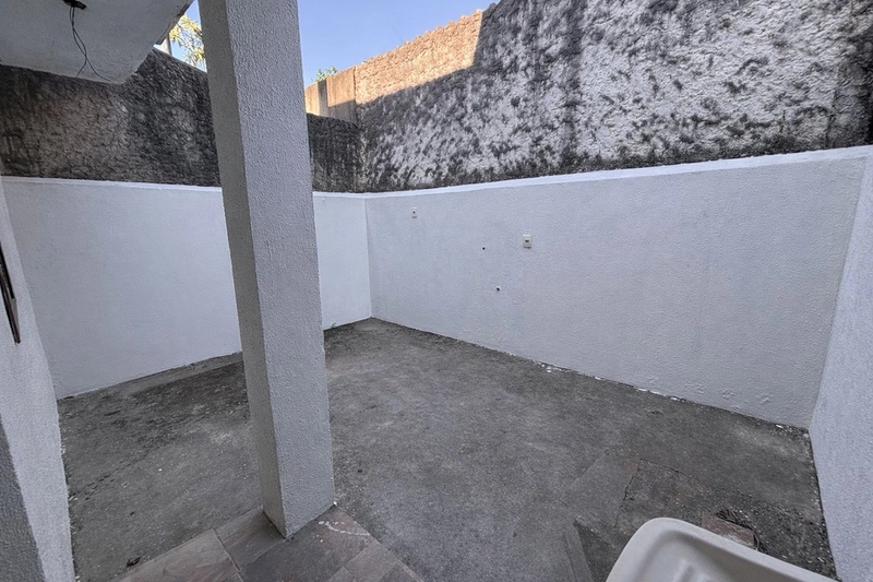 Apartamento térreo com pátio privativo: 9ª foto da galeria de imagens do imóvel