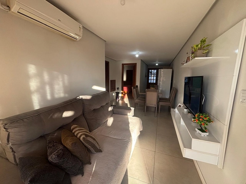 Apartamento térreo com pátio privativo: 2ª foto da galeria de imagens do imóvel