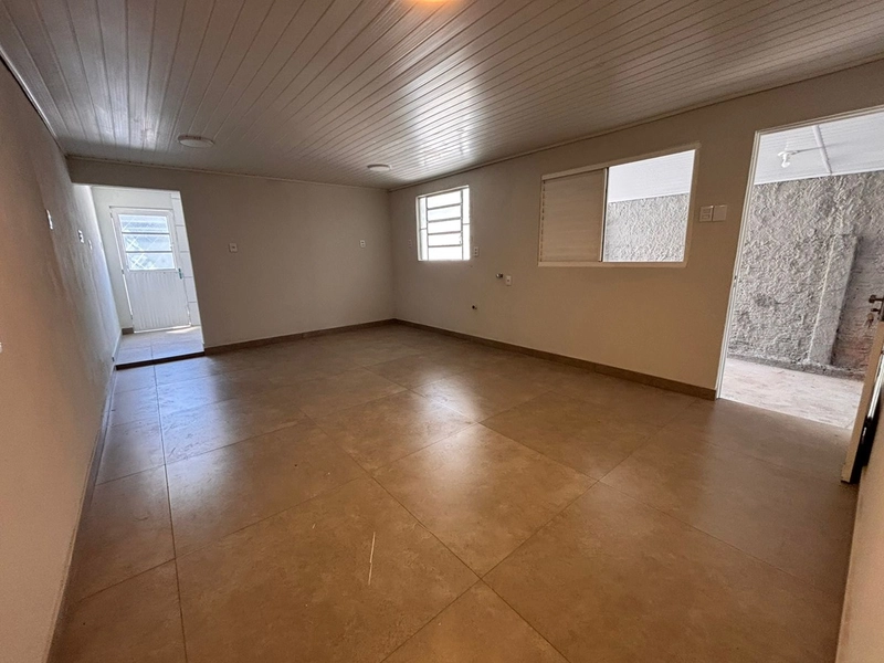 Casa com 3 dormitórios no Jardim do Bosque, Cachoeirinha: 2ª foto da galeria de imagens do imóvel