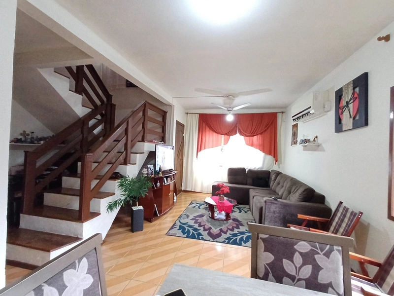 Sobrado 3 dormitórios bairro Nova Cachoeirinha: 2ª foto da galeria de imagens do imóvel