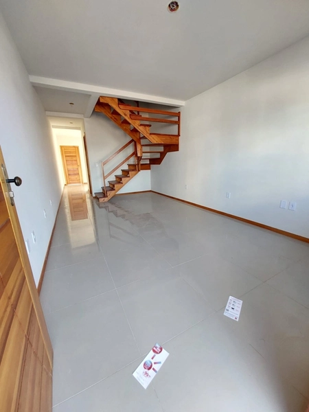 Sobrado 2 dormitórios no Porto Verde: 2ª foto da galeria de imagens do imóvel