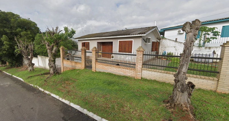 Casa de Esquina 3 Dormitórios em Gravatai, no Bairro Bom Princípio: 1ª foto da galeria de imagens do imóvel