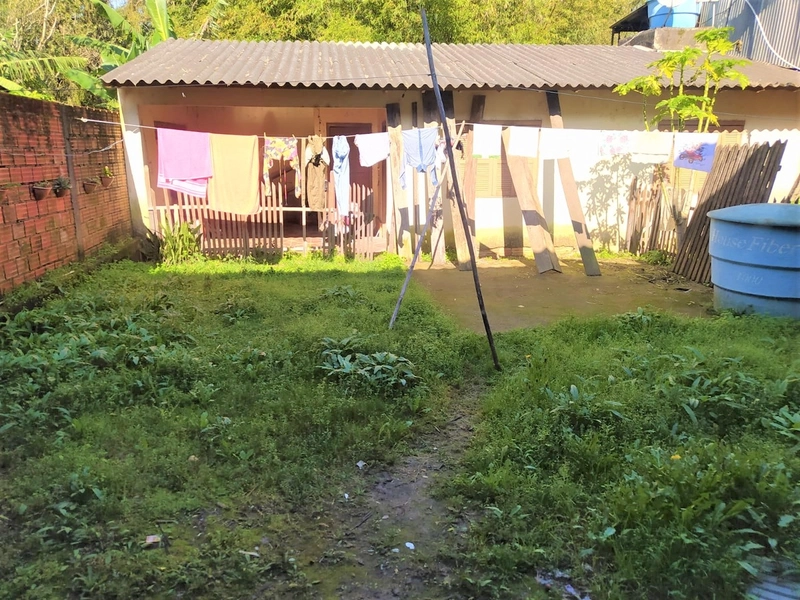 Três casas no mesmo terreno no Jardim Betânia: 11ª foto da galeria de imagens do imóvel