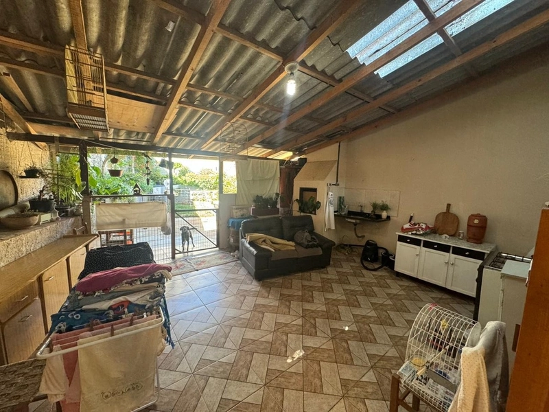 SOBRADO CENTRO DE CAMPO LARGO CONDOMÍNIO FECHADO: 17ª foto da galeria de imagens do imóvel