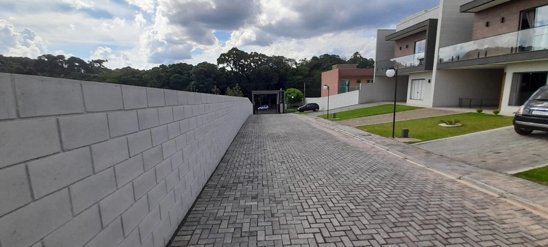 Casa de Alto Padrão a 5 Min do Centro – Entrada Parcelada e FGTS!: 31ª foto da galeria de imagens do imóvel
