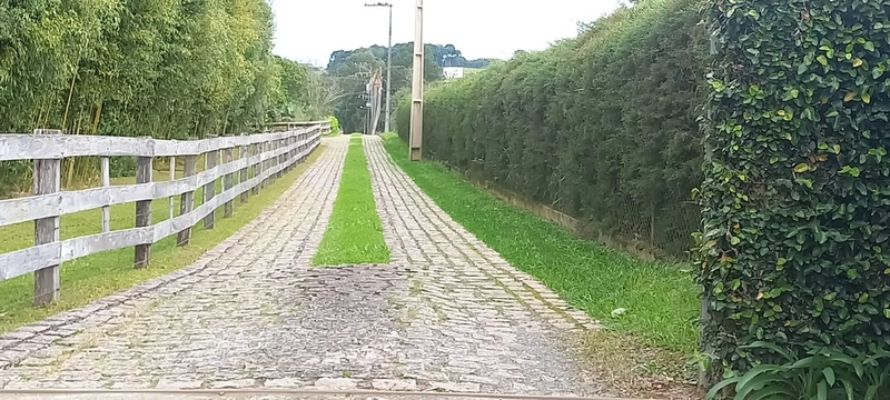 Chácara em condomínio particular na Estrada da Sereia: 2ª foto da galeria de imagens do imóvel