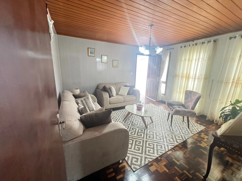 Casa ampla no centro de Campo Largo com quintal e churrasqueira!: 5ª foto da galeria de imagens do imóvel