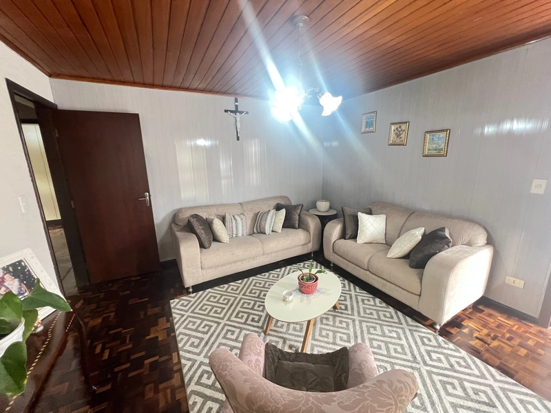 Casa ampla no centro de Campo Largo com quintal e churrasqueira!: 3ª foto da galeria de imagens do imóvel