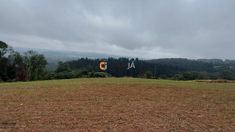 EXCELENTE CHÁCARA PARA PLANTIO, LINDA VISTA E ÁGUA.: 1ª foto da galeria de imagens do imóvel