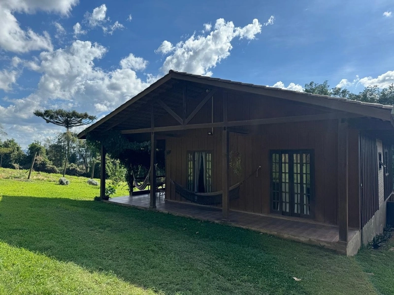 Linda chácara com vista deslumbrante para o Morro do Cal!: 2ª foto da galeria de imagens do imóvel