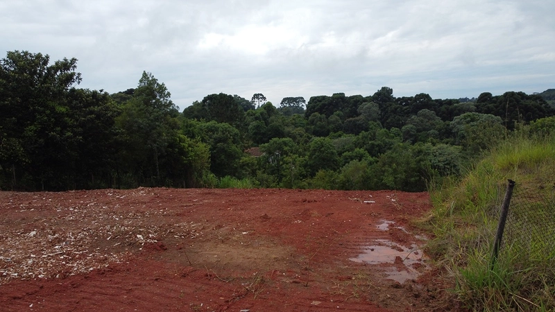 TERRENO ESPAÇOSO - 4 FRAÇÕES: 15ª foto da galeria de imagens do imóvel