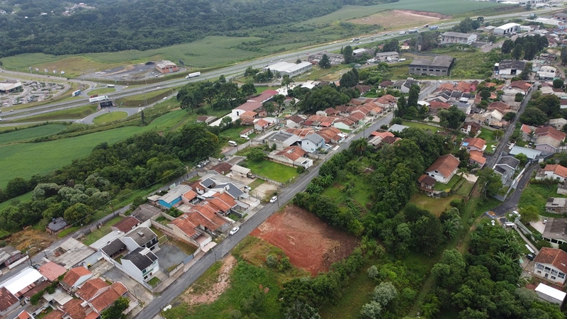 TERRENO ESPAÇOSO - 4 FRAÇÕES: 5ª foto da galeria de imagens do imóvel