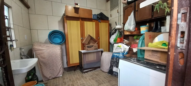 Casa com Amplo Terreno de esquina e Potencial Comercial Campo Largo!: 20ª foto da galeria de imagens do imóvel