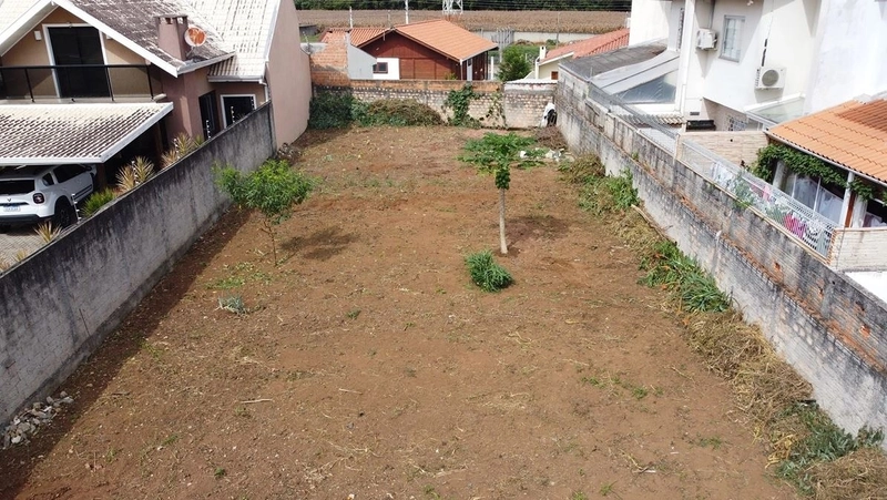 Terreno à venda com localização privilegiada!: 5ª foto da galeria de imagens do imóvel