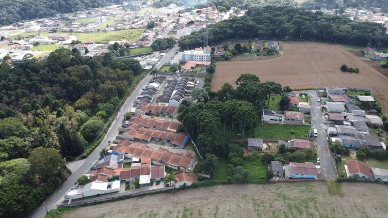 Terreno amplo e plano em excelente localização de Campo Largo!: 7ª foto da galeria de imagens do imóvel