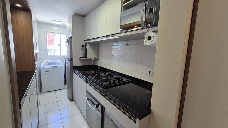 APARTAMENTO DO LADO DO PARQUE, CENTRO DA CIDADE: 8ª foto da galeria de imagens do imóvel