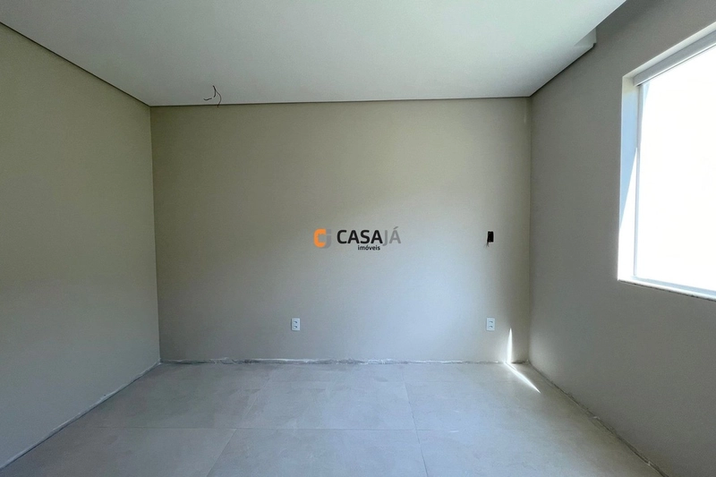 SOBRADO NOVO CONDOMÍNIO: 3ª foto da galeria de imagens do imóvel