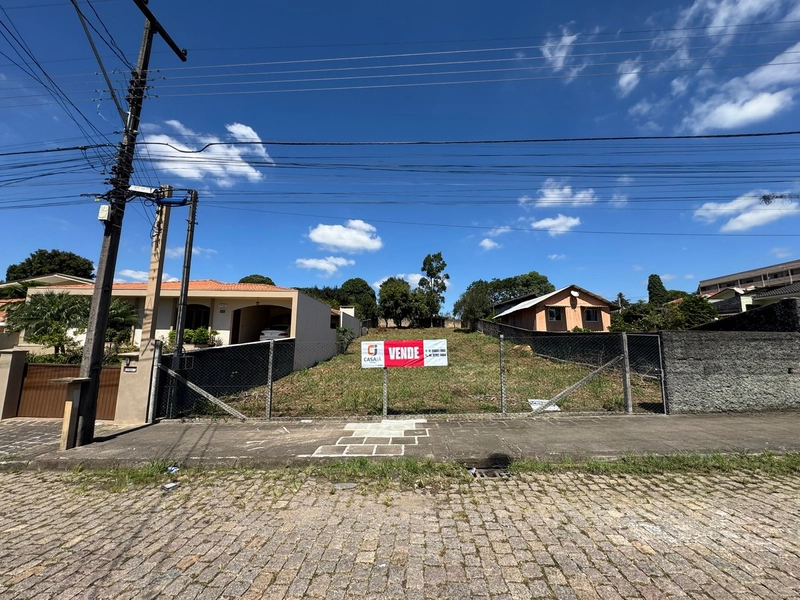 Terreno à venda na Vila Solene: localização central e topografia ideal: 2ª foto da galeria de imagens do imóvel