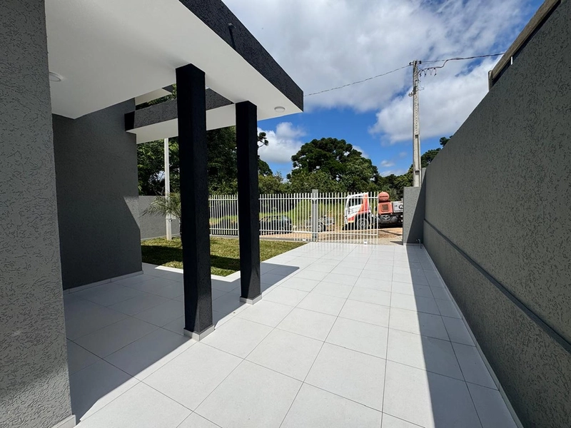 Casa nova, moderna e com quintal amplo esperando por você!: 6ª foto da galeria de imagens do imóvel