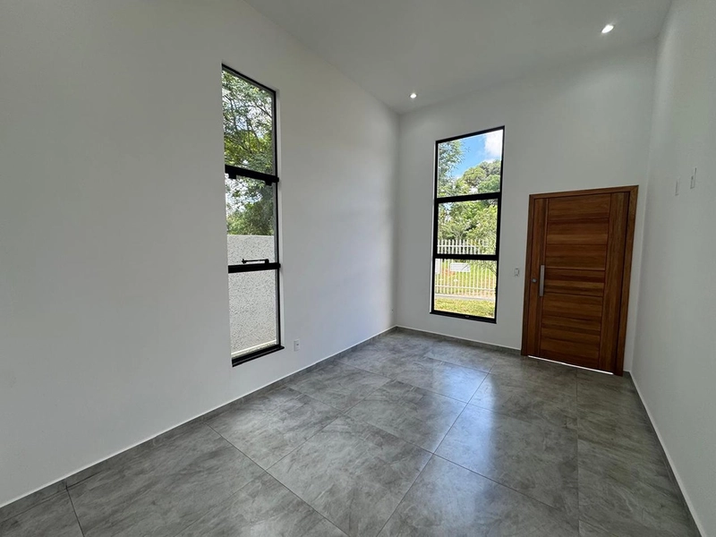 Casa nova, moderna e com quintal amplo esperando por você!: 7ª foto da galeria de imagens do imóvel