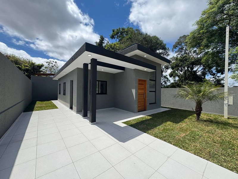 Casa nova, moderna e com quintal amplo esperando por você!: 3ª foto da galeria de imagens do imóvel