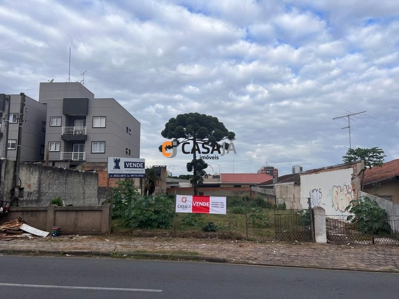 Viva com tranquilidade e espaço em um terreno de 800m² à venda!: 2ª foto da galeria de imagens do imóvel