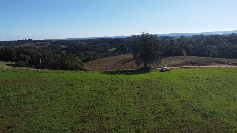Terreno com vista dos sonhos a 10 min do centro de Campo Largo!: 12ª foto da galeria de imagens do imóvel