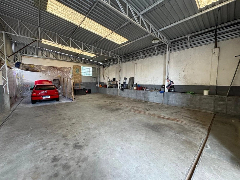 CASA, BARRACÃO TERRENO AMPLO: 19ª foto da galeria de imagens do imóvel