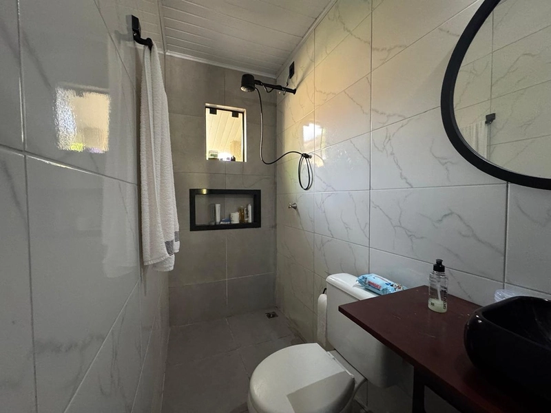 CASA COM ESPAÇO DE TERRENO - ACEITA FINANCIAMENTO: 11ª foto da galeria de imagens do imóvel