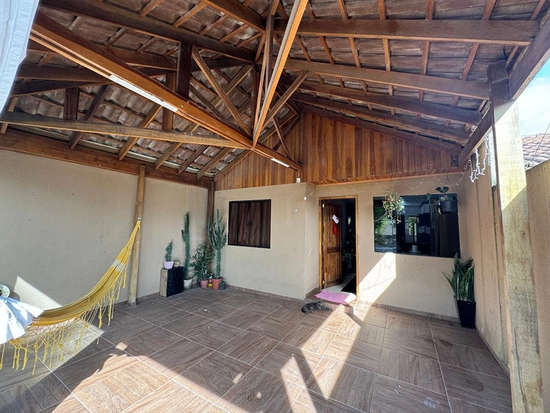 CASA COM ESPAÇO DE TERRENO - ACEITA FINANCIAMENTO: 2ª foto da galeria de imagens do imóvel
