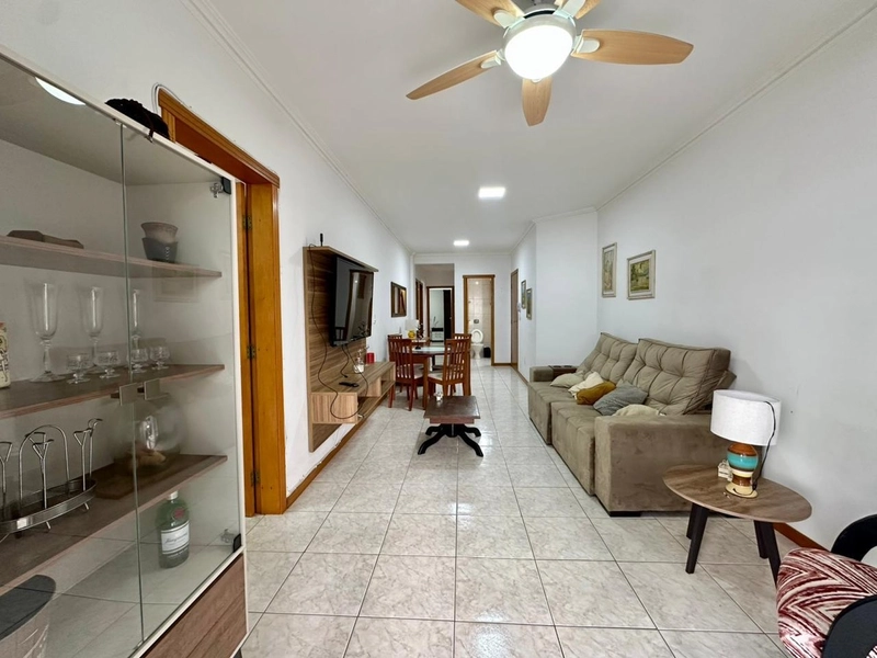 APARTAMENTO COM SACADA DE FRENTE!: 1ª foto da galeria de imagens do imóvel