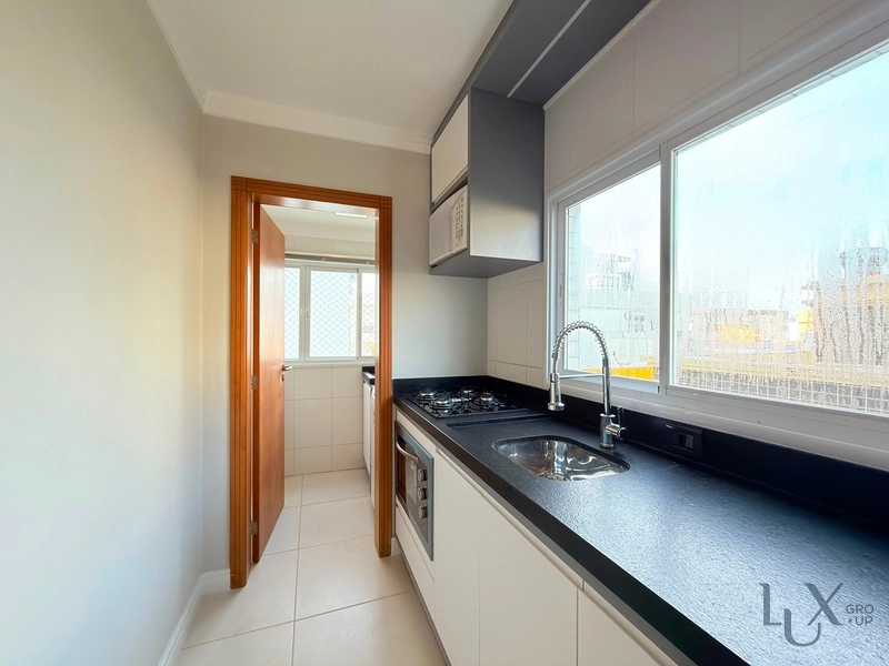 APARTAMENTO PERTINHO DO MAR: 10ª foto da galeria de imagens do imóvel