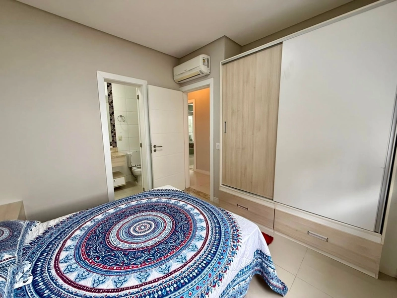 CASA TÉRREA, 03 SUÍTES, ÓTIMA LOCALIZAÇÃO NO CONDADO DE CAPÃO!: 19ª foto da galeria de imagens do imóvel
