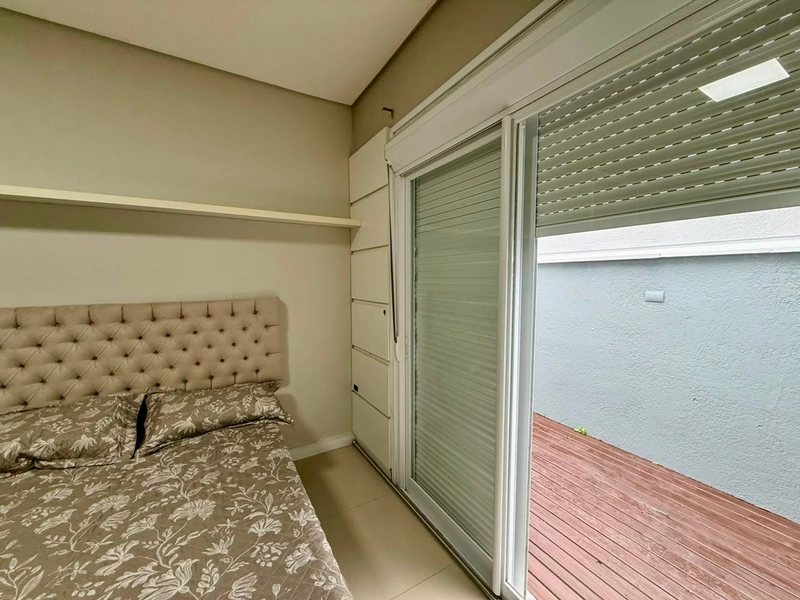 CASA TÉRREA, 03 SUÍTES, ÓTIMA LOCALIZAÇÃO NO CONDADO DE CAPÃO!: 15ª foto da galeria de imagens do imóvel