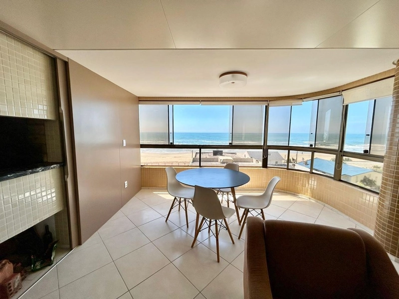 APARTAMENTO  COM VISTA ETERNA PARA O MAR: 2ª foto da galeria de imagens do imóvel