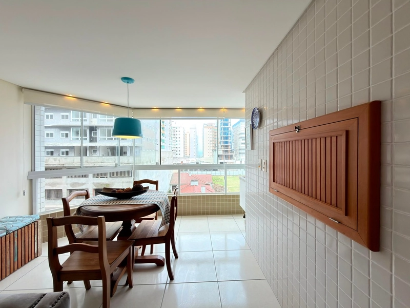 APARTAMENTO À VENDA DE FRENTE NO BAIRRO NAVEGANTES: 2ª foto da galeria de imagens do imóvel
