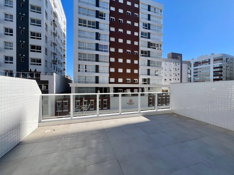Apto com terraço bairro navegantes: 1ª foto da galeria de imagens do imóvel