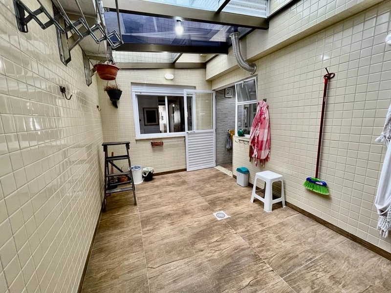 LINDO APARTAMENTO COM TERRAÇO COBERTO: 18ª foto da galeria de imagens do imóvel
