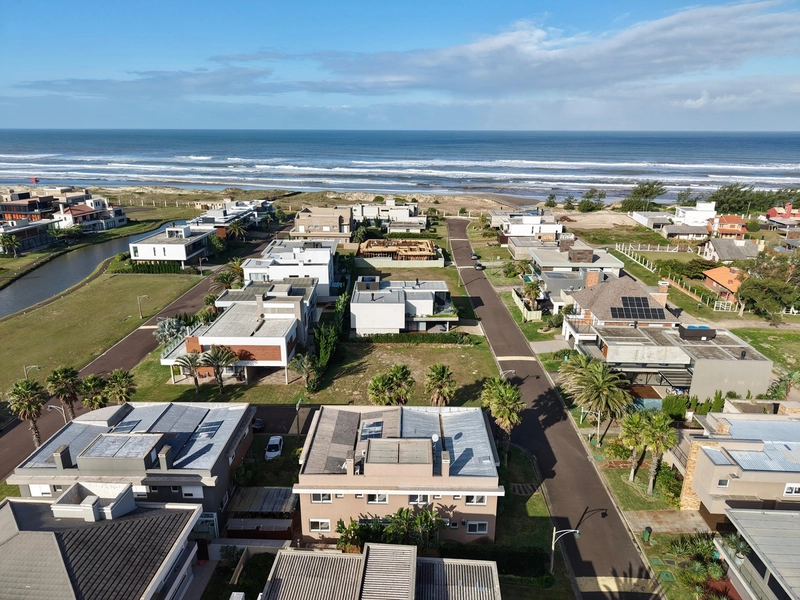 CONDOMÍNIO PLAYA VISTA  MANSÃO À VENDA PARA FAMÍLIAS GRANDES.: 26ª foto da galeria de imagens do imóvel