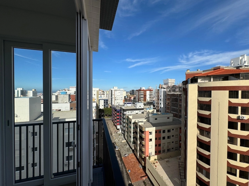 JUNTO A PRAÇA COM INFRAESTRUTURA: 1ª foto da galeria de imagens do imóvel