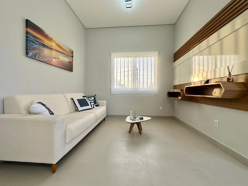 CASA DE ESQUINA EM 50X: 2ª foto da galeria de imagens do imóvel