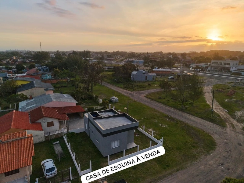 CASA DE ESQUINA EM 50X: 20ª foto da galeria de imagens do imóvel