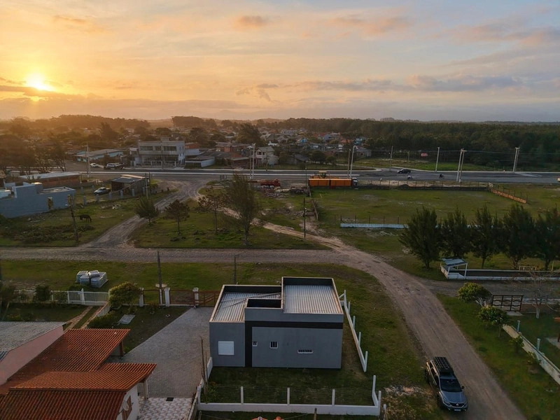 CASA DE ESQUINA EM 50X: 25ª foto da galeria de imagens do imóvel