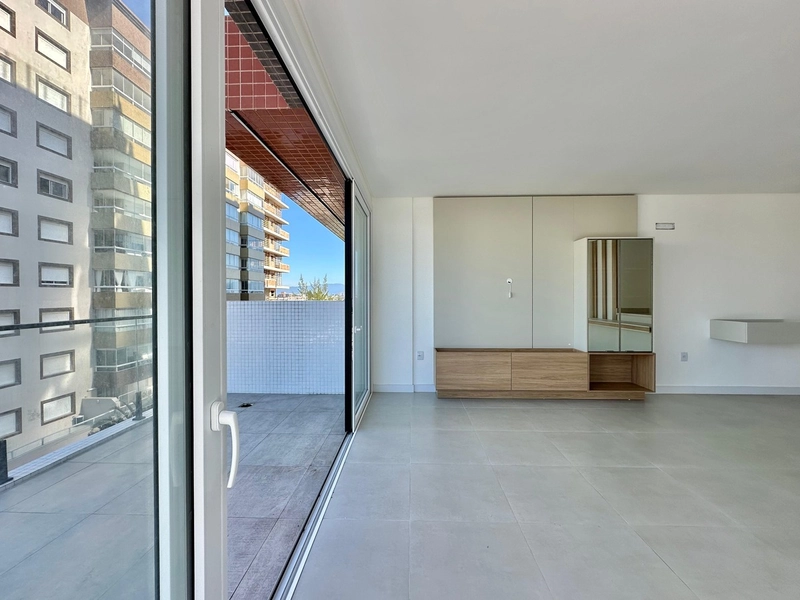 APARTAMENTO À VENDA  COM TERRAÇO, INFRA INCRÍVEL E VISTA PARA PRAÇA: 2ª foto da galeria de imagens do imóvel