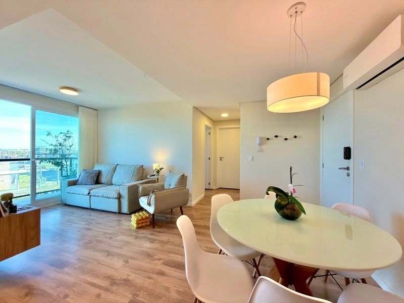 APARTAMENTO À VENDA EM XANGRI-LÁ - NOVIDADE MOBILIADO: 4ª foto da galeria de imagens do imóvel