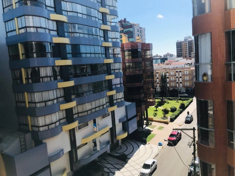 RARIDADE À VENDA AO LADO DA PRAÇA DO FAROL: 11ª foto da galeria de imagens do imóvel