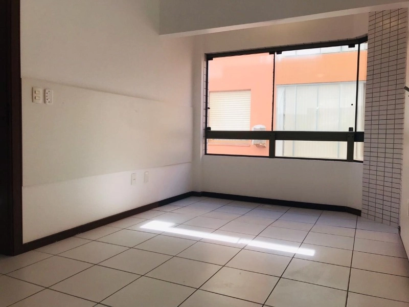 RARIDADE À VENDA AO LADO DA PRAÇA DO FAROL: 15ª foto da galeria de imagens do imóvel