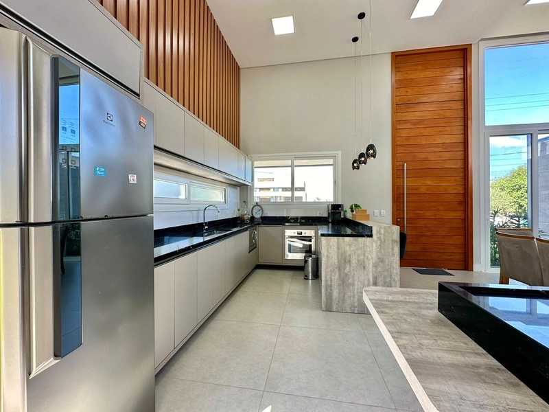 LINDA CASA NO CONDOMINIO DUBAI: 10ª foto da galeria de imagens do imóvel