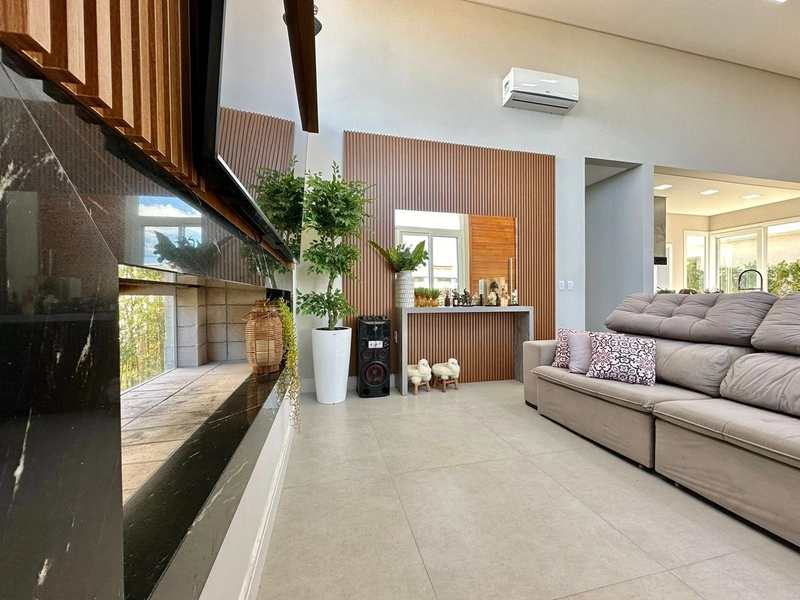 LINDA CASA NO CONDOMINIO DUBAI: 3ª foto da galeria de imagens do imóvel