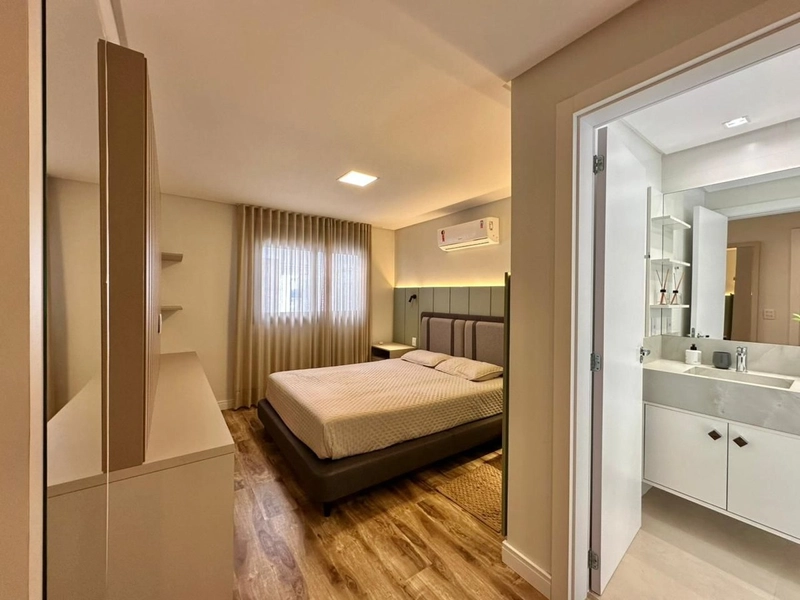 Casa retrofit mobiliada e decorada a poucos metros do mar no Centro de: 17ª foto da galeria de imagens do imóvel